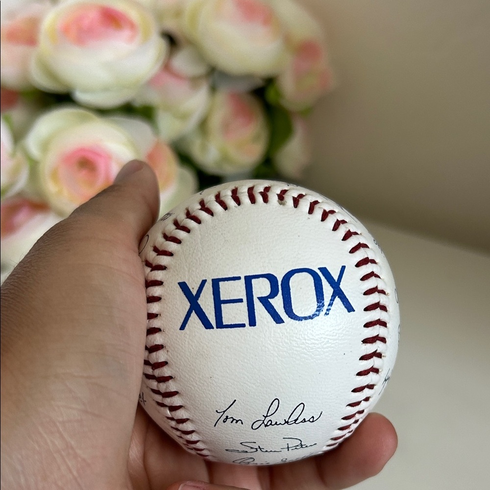 Autographed Baseball with Signatures - Picture 3 of 6